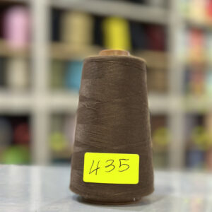 Fil à coudre marron 435