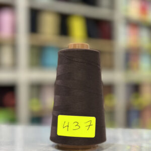 Fil à coudre marron 437